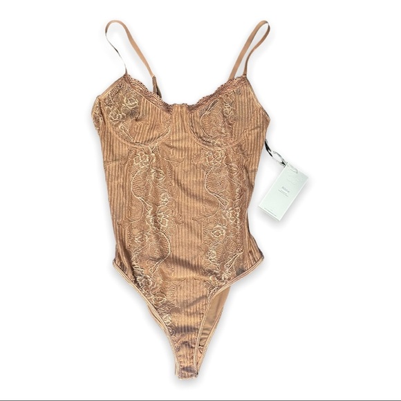 Cocoa Beige Bodysuit Lace Underwire Bra Thong Sexy Lingerie Look - Picture 1 of 5